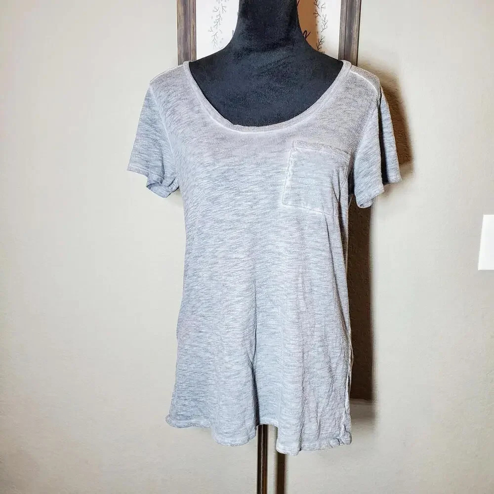 Sweet Claire Gray Tissue Tee Women's Size Small